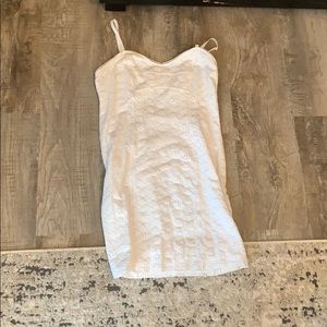 White mini dress with flower print - Worn once
